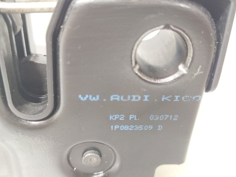 Recambio de cerradura capot para seat leon (1p1) 1.4 tsi referencia OEM IAM 1P0823509D  
