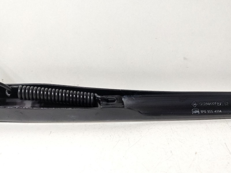 Recambio de brazo limpia delantero derecho para seat leon (1p1) 1.4 tsi referencia OEM IAM 1P0955410A  