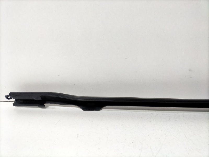 Recambio de brazo limpia delantero izquierdo para seat leon (1p1) 1.4 tsi referencia OEM IAM 1P0955409A  