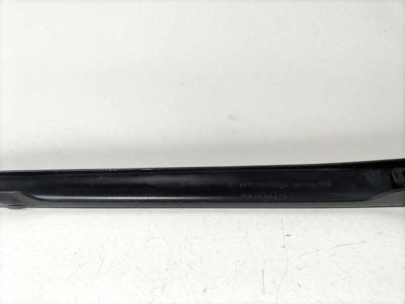 Recambio de brazo limpia delantero izquierdo para seat leon (1p1) 1.4 tsi referencia OEM IAM 1P0955409A  