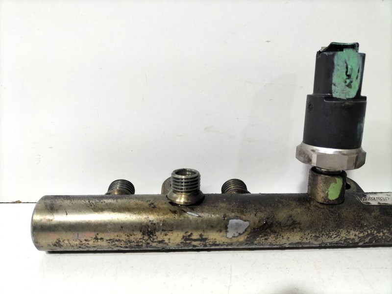 Recambio de rampa inyectora para peugeot 307 (3a/c) 2.0 hdi 90 referencia OEM IAM 9640387980  