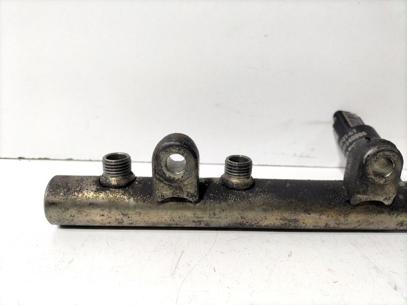 Recambio de rampa inyectora para peugeot 307 (3a/c) 2.0 hdi 90 referencia OEM IAM 9640387980  