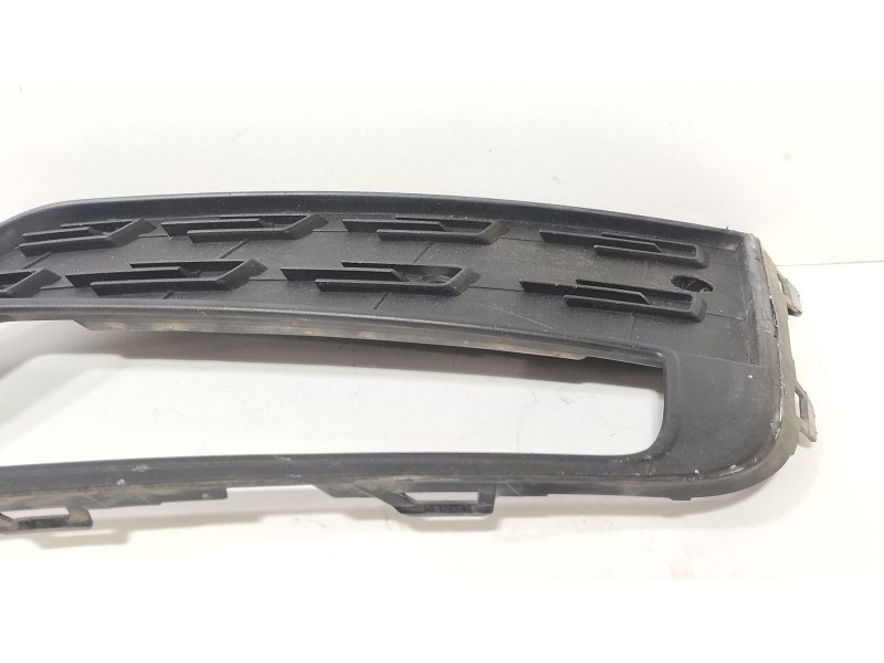 Recambio de moldura para seat leon st (5f8) 1.0 tsi referencia OEM IAM 5F0853666G  