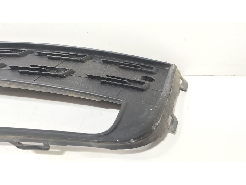 Recambio de moldura para seat leon st (5f8) 1.0 tsi referencia OEM IAM 5F0853666G  