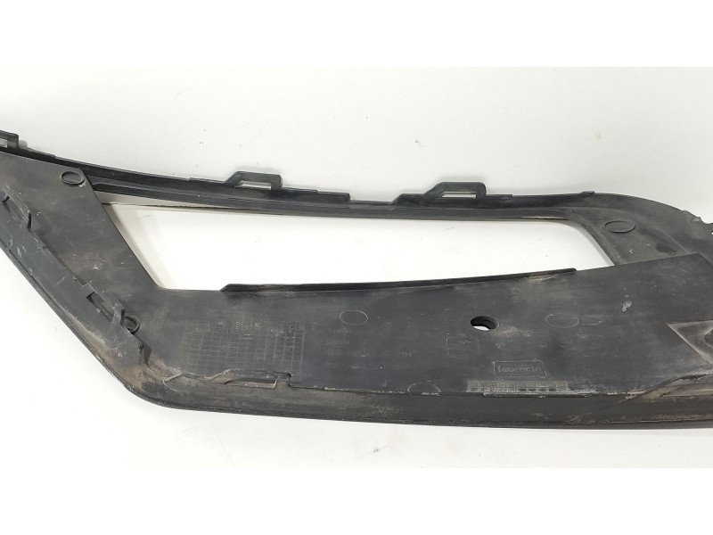 Recambio de moldura para seat leon st (5f8) 1.0 tsi referencia OEM IAM 5F0853666G  