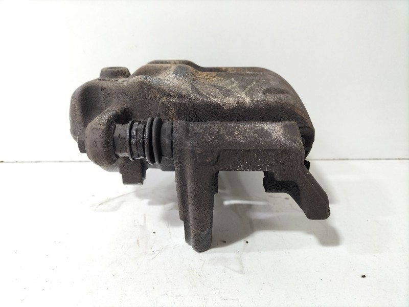 Recambio de pinza freno delantera izquierda para dacia dokker furgoneta/monovolumen 1.5 dci 75 / blue dci 75 (fejw, feah) refere