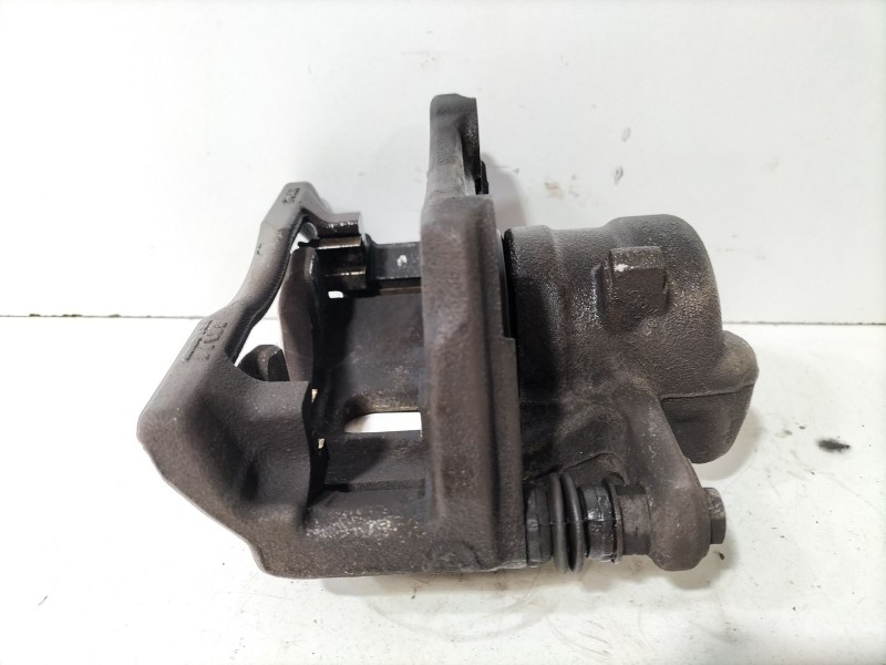 Recambio de pinza freno delantera izquierda para dacia dokker furgoneta/monovolumen 1.5 dci 75 / blue dci 75 (fejw, feah) refere