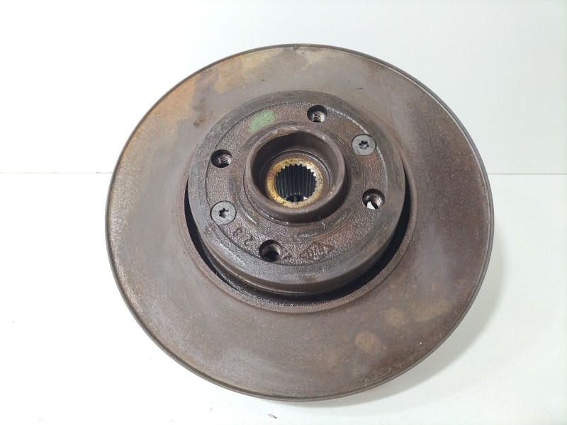 Recambio de mangueta delantera izquierda para dacia dokker furgoneta/monovolumen 1.5 dci 75 / blue dci 75 (fejw, feah) referenci