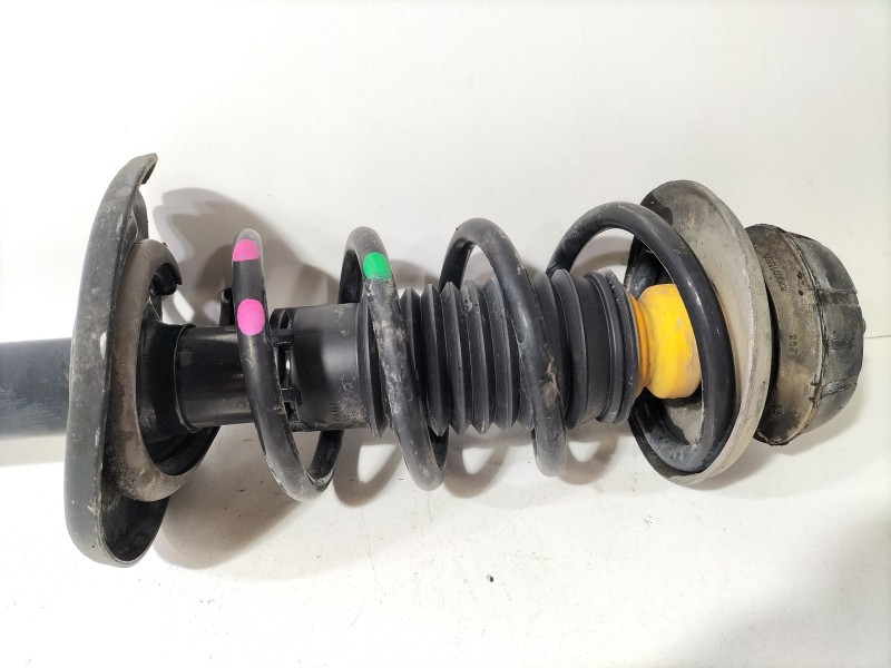 Recambio de amortiguador delantero derecho para dacia dokker furgoneta/monovolumen 1.5 dci 75 / blue dci 75 (fejw, feah) referen