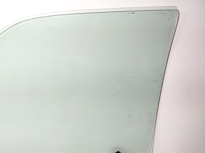 Recambio de luna delantera derecha para nissan terrano ii (r20) 2.7 tdi 4wd referencia OEM IAM td27  