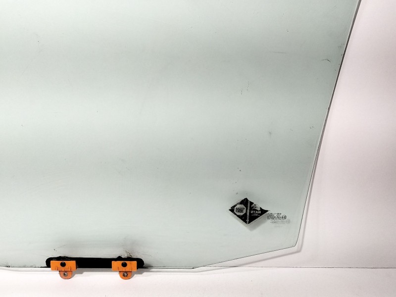 Recambio de luna delantera derecha para nissan terrano ii (r20) 2.7 tdi 4wd referencia OEM IAM td27  