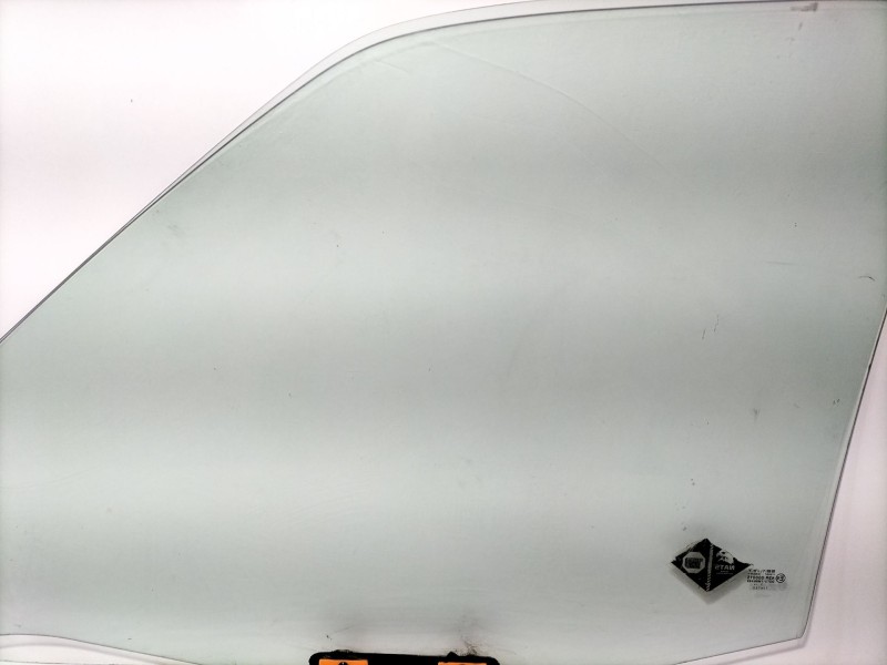 Recambio de luna delantera derecha para nissan terrano ii (r20) 2.7 tdi 4wd referencia OEM IAM td27  