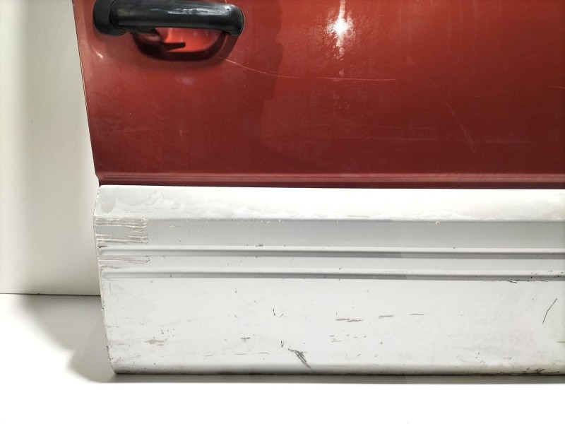 Recambio de puerta delantera derecha para nissan terrano ii (r20) 2.7 tdi 4wd referencia OEM IAM   