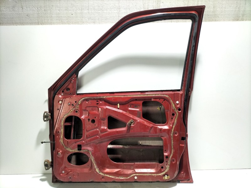 Recambio de puerta delantera derecha para nissan terrano ii (r20) 2.7 tdi 4wd referencia OEM IAM   