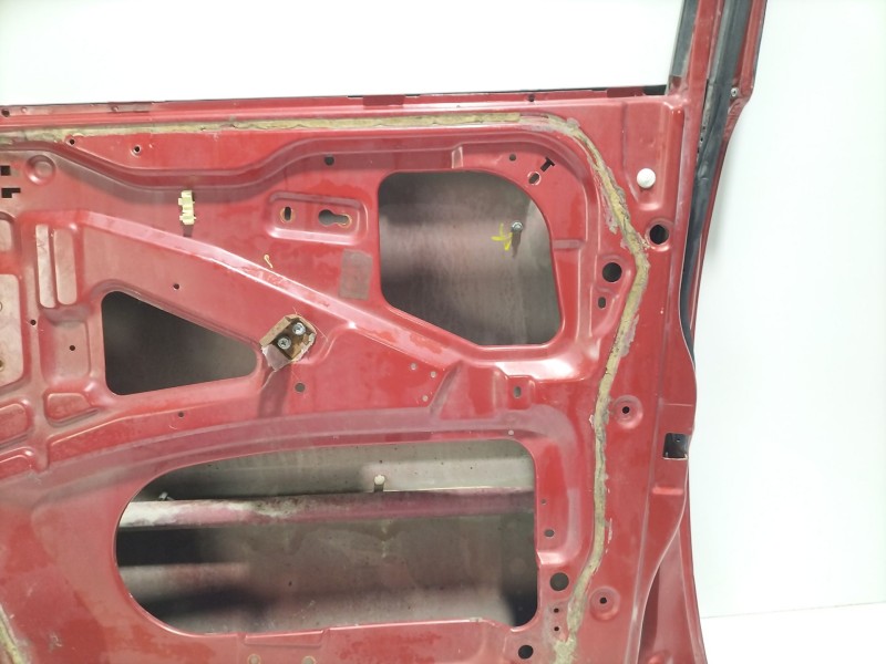 Recambio de puerta delantera derecha para nissan terrano ii (r20) 2.7 tdi 4wd referencia OEM IAM   