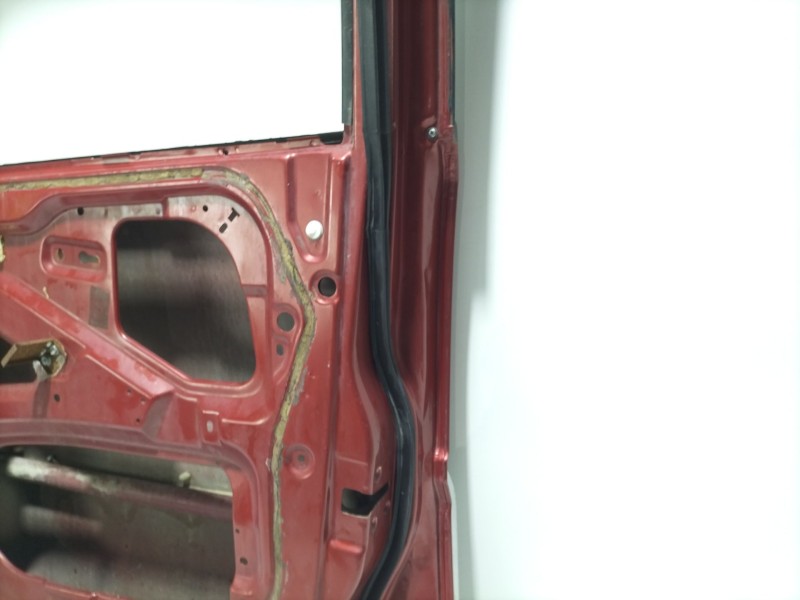 Recambio de puerta delantera derecha para nissan terrano ii (r20) 2.7 tdi 4wd referencia OEM IAM   