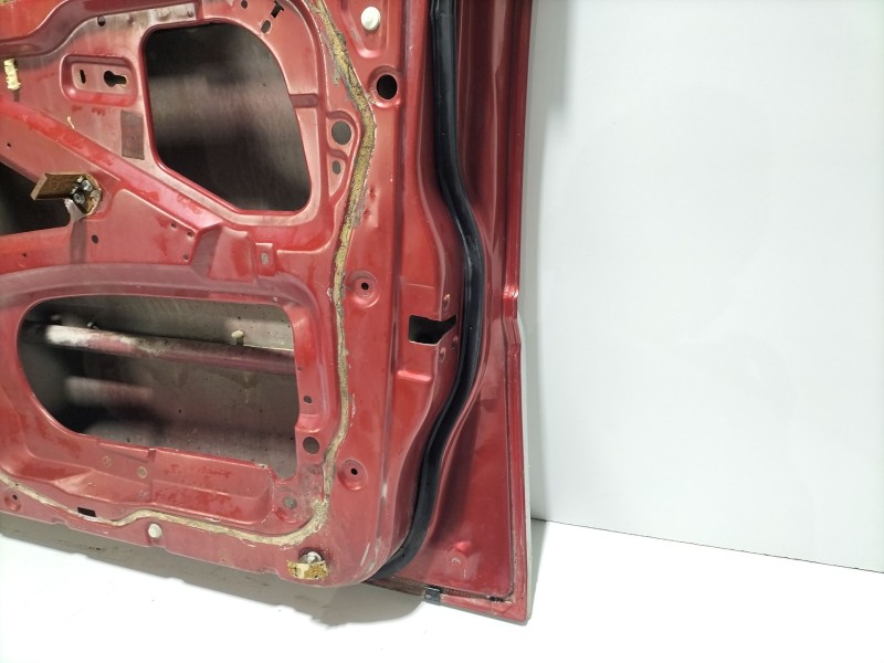 Recambio de puerta delantera derecha para nissan terrano ii (r20) 2.7 tdi 4wd referencia OEM IAM   