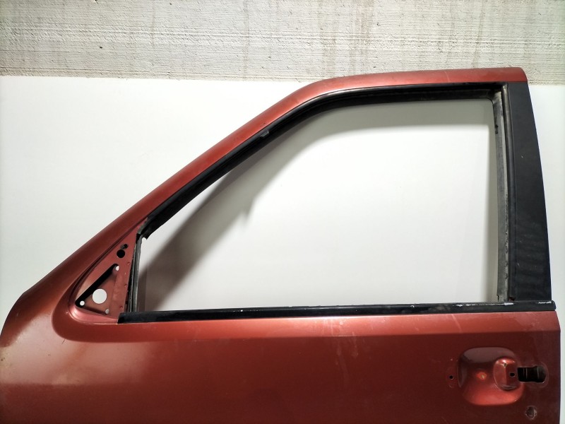 Recambio de puerta delantera izquierda para nissan terrano ii (r20) 2.7 tdi 4wd referencia OEM IAM   