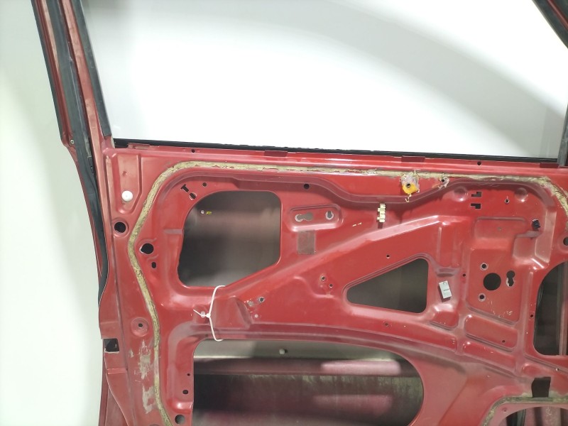 Recambio de puerta delantera izquierda para nissan terrano ii (r20) 2.7 tdi 4wd referencia OEM IAM   