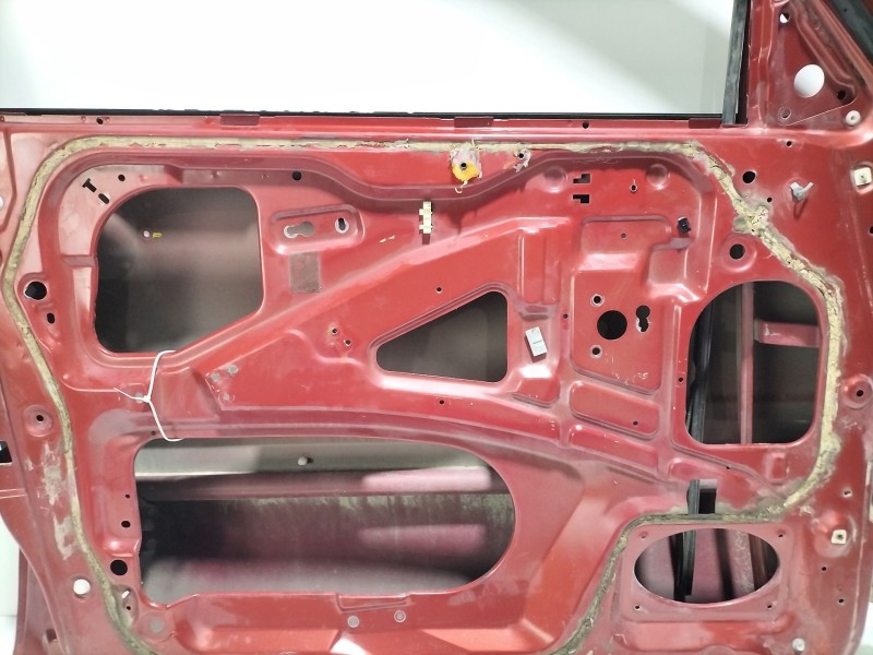 Recambio de puerta delantera izquierda para nissan terrano ii (r20) 2.7 tdi 4wd referencia OEM IAM   