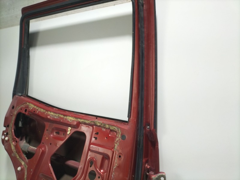 Recambio de puerta trasera izquierda para nissan terrano ii (r20) 2.7 tdi 4wd referencia OEM IAM   