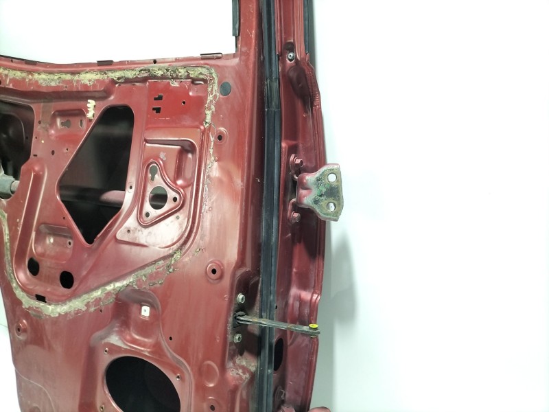 Recambio de puerta trasera izquierda para nissan terrano ii (r20) 2.7 tdi 4wd referencia OEM IAM   