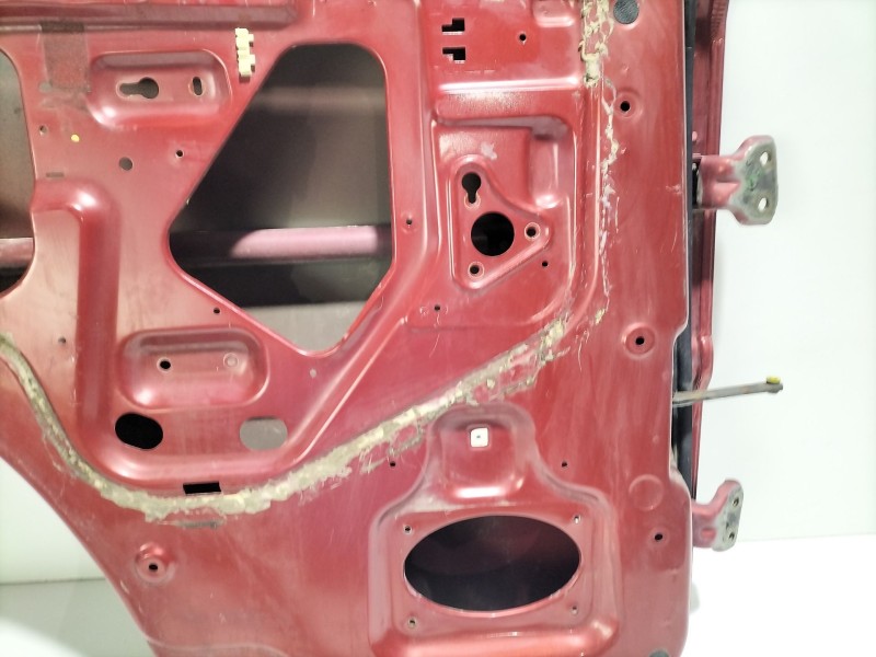 Recambio de puerta trasera izquierda para nissan terrano ii (r20) 2.7 tdi 4wd referencia OEM IAM   