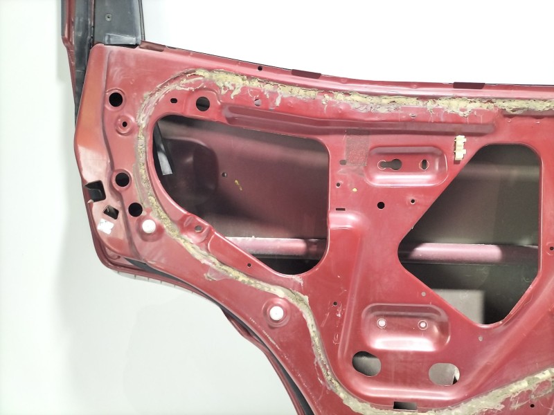 Recambio de puerta trasera izquierda para nissan terrano ii (r20) 2.7 tdi 4wd referencia OEM IAM   