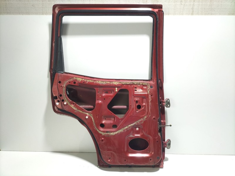 Recambio de puerta trasera izquierda para nissan terrano ii (r20) 2.7 tdi 4wd referencia OEM IAM   