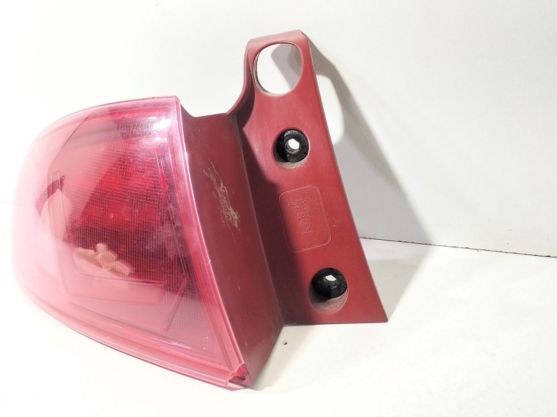 Recambio de piloto trasero izquierdo para seat leon (1p1) 1.4 tsi referencia OEM IAM 1P0945111G  