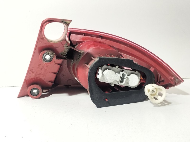 Recambio de piloto trasero izquierdo para seat leon (1p1) 1.4 tsi referencia OEM IAM 1P0945111G  