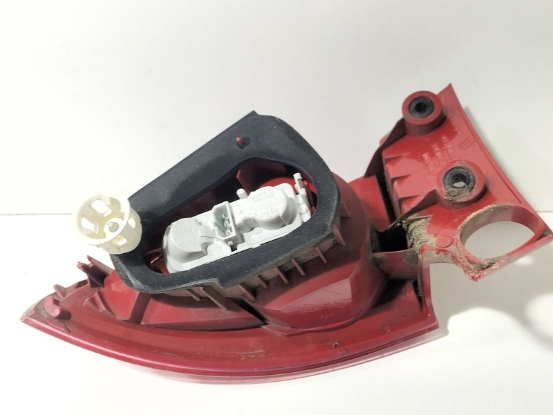 Recambio de piloto trasero izquierdo para seat leon (1p1) 1.4 tsi referencia OEM IAM 1P0945111G  