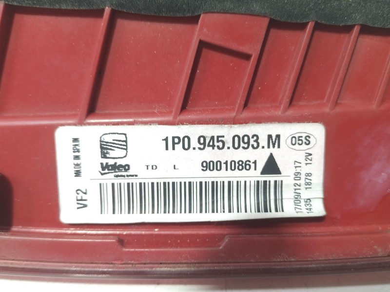 Recambio de piloto trasero izquierdo interior para seat leon (1p1) 1.4 tsi referencia OEM IAM 1P0945093M  