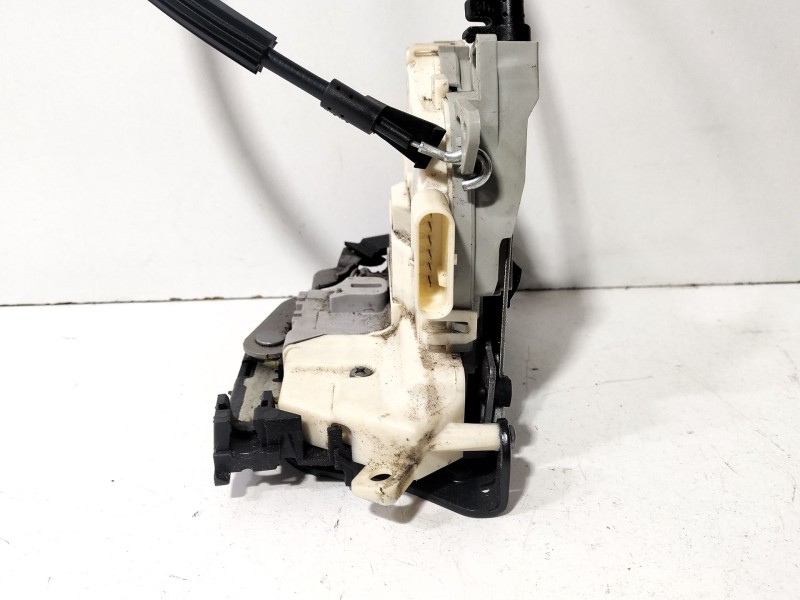 Recambio de cerradura puerta delantera derecha para seat leon (1p1) 1.4 tsi referencia OEM IAM 1P1837016  