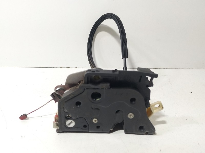 Recambio de cerradura puerta delantera derecha para seat leon (1p1) 1.4 tsi referencia OEM IAM 1P1837016  