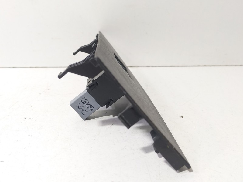 Recambio de mando elevalunas delantero derecho para seat leon (1p1) 1.4 tsi referencia OEM IAM 1P1867172  