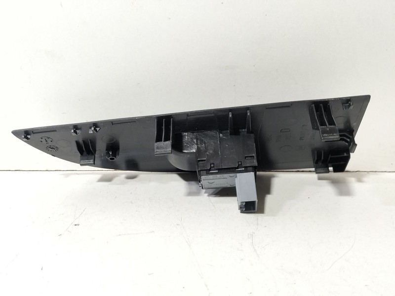 Recambio de mando elevalunas delantero derecho para seat leon (1p1) 1.4 tsi referencia OEM IAM 1P1867172  