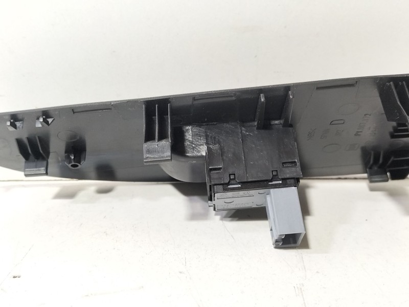 Recambio de mando elevalunas delantero derecho para seat leon (1p1) 1.4 tsi referencia OEM IAM 1P1867172  