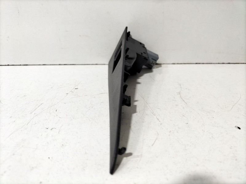 Recambio de mando elevalunas trasero derecho para seat leon (1p1) 1.4 tsi referencia OEM IAM 1P0867228A  