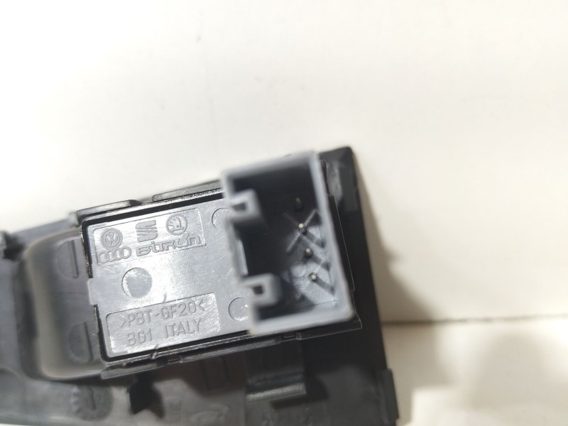 Recambio de mando elevalunas trasero derecho para seat leon (1p1) 1.4 tsi referencia OEM IAM 1P0867228A  