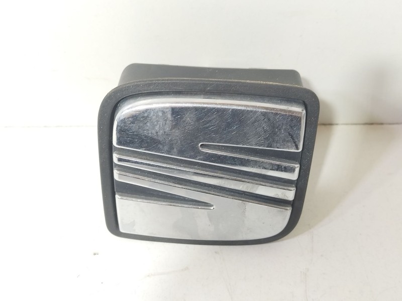 Recambio de maneta porton para seat leon (1p1) 1.4 tsi referencia OEM IAM 6J4827565D  