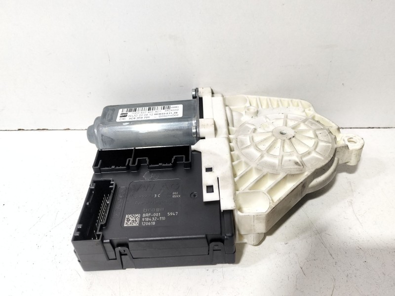 Recambio de motor elevalunas delantero izquierdo para seat leon (1p1) 1.4 tsi referencia OEM IAM 1P0837401AC  