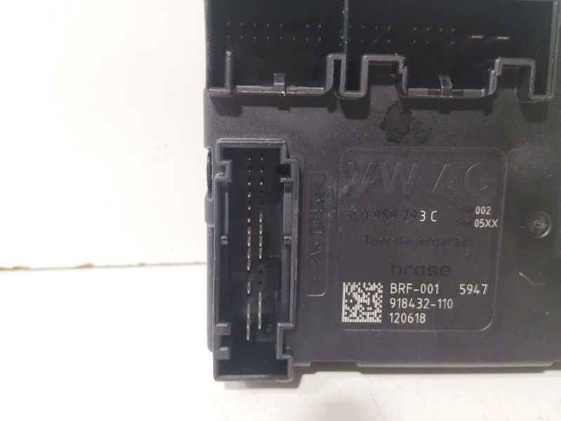 Recambio de motor elevalunas delantero izquierdo para seat leon (1p1) 1.4 tsi referencia OEM IAM 1P0837401AC  