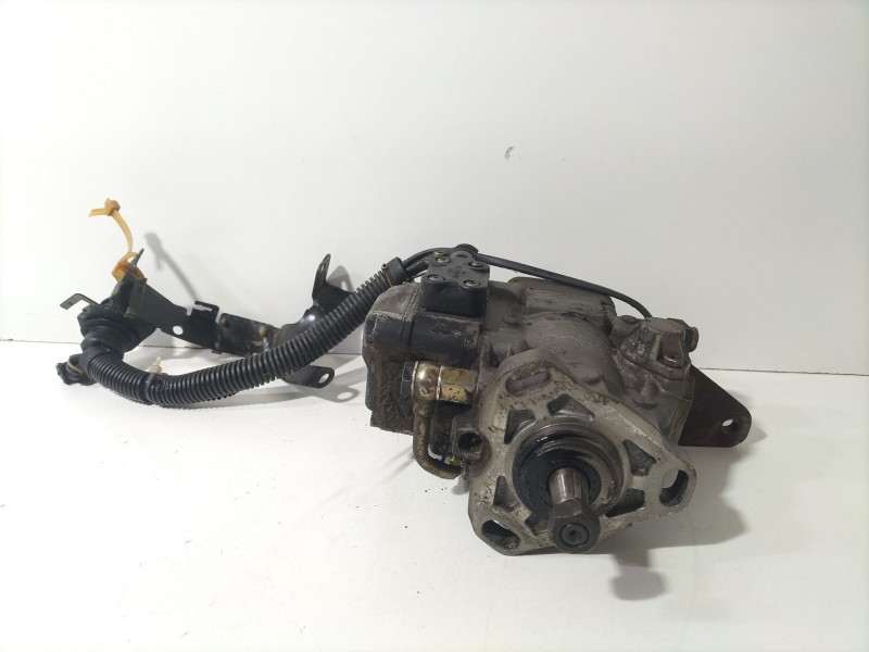 Recambio de bomba inyeccion para nissan terrano ii (r20) 2.7 tdi 4wd referencia OEM IAM 0460404974  