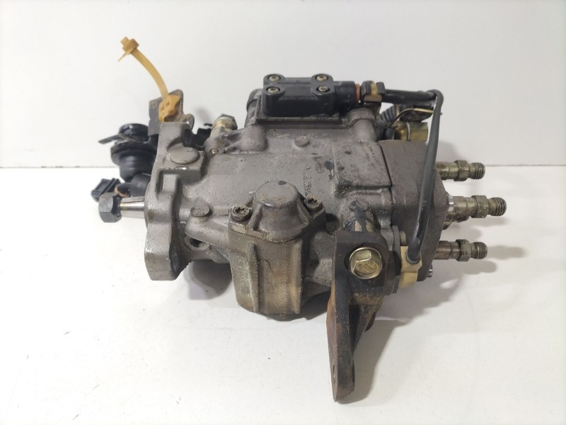 Recambio de bomba inyeccion para nissan terrano ii (r20) 2.7 tdi 4wd referencia OEM IAM 0460404974  