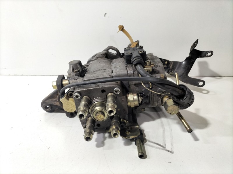 Recambio de bomba inyeccion para nissan terrano ii (r20) 2.7 tdi 4wd referencia OEM IAM 0460404974  