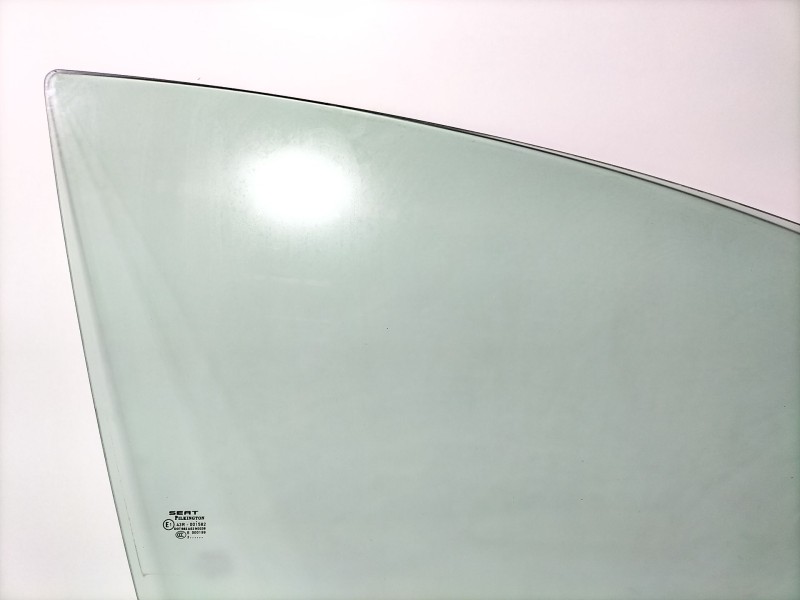 Recambio de luna delantera derecha para seat leon (1p1) 1.4 tsi referencia OEM IAM 1P0845202B  