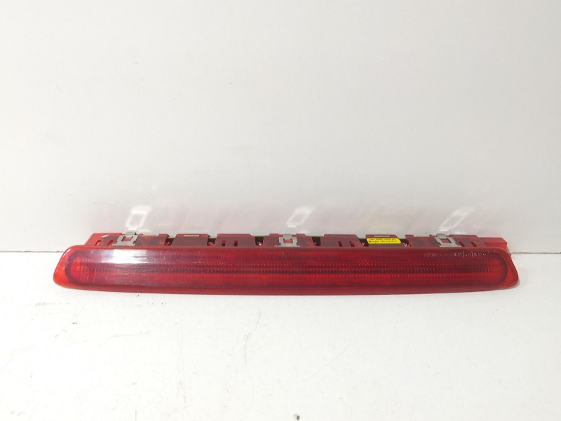 Recambio de luz central de freno para seat leon (1p1) 1.4 tsi referencia OEM IAM 6J0945097  
