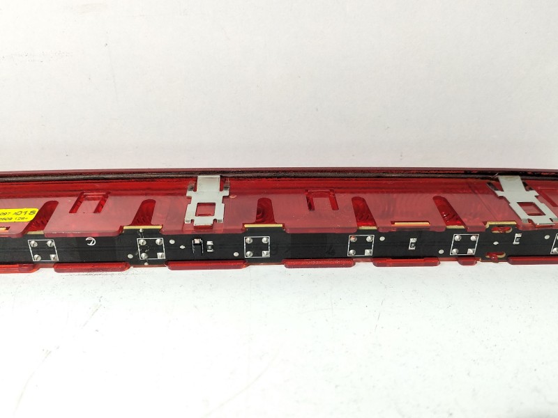 Recambio de luz central de freno para seat leon (1p1) 1.4 tsi referencia OEM IAM 6J0945097  