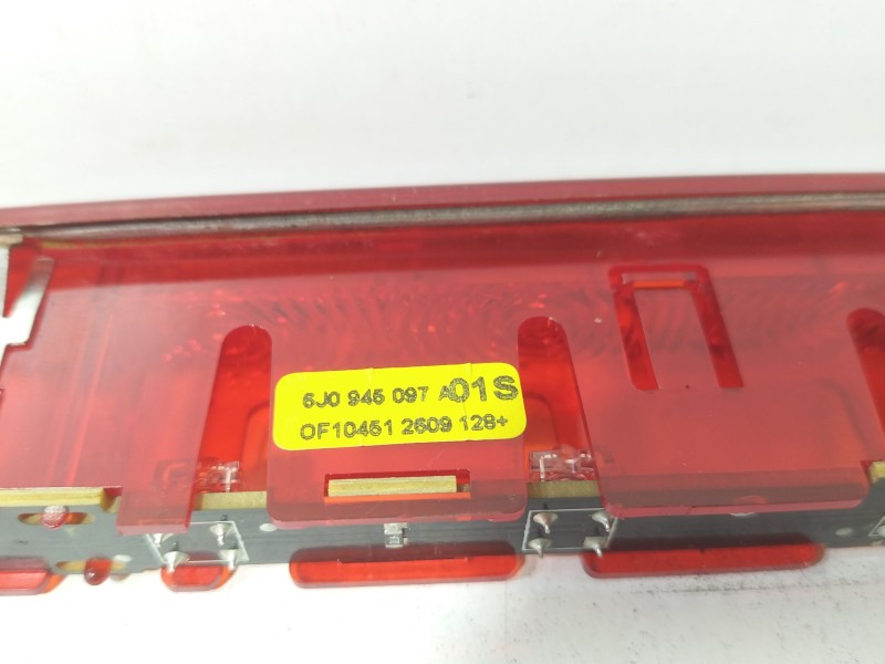 Recambio de luz central de freno para seat leon (1p1) 1.4 tsi referencia OEM IAM 6J0945097  